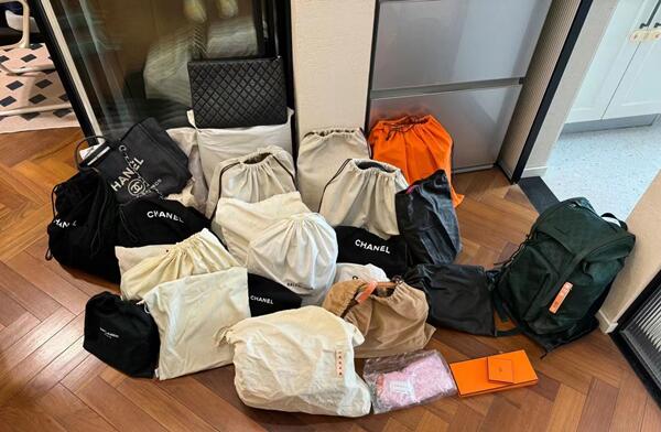 崇左回收奢侈品衣服.jpg